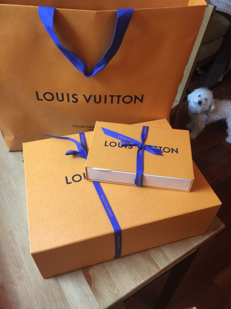 How to clean a Louis Vuitton handbag