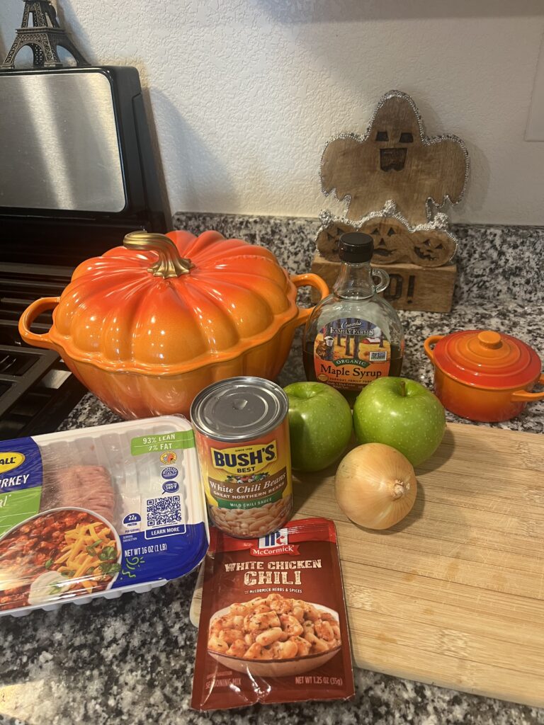 Cinnamon Apple Chili – The Perfect Fall Comfort Dinner for Chilly Nights