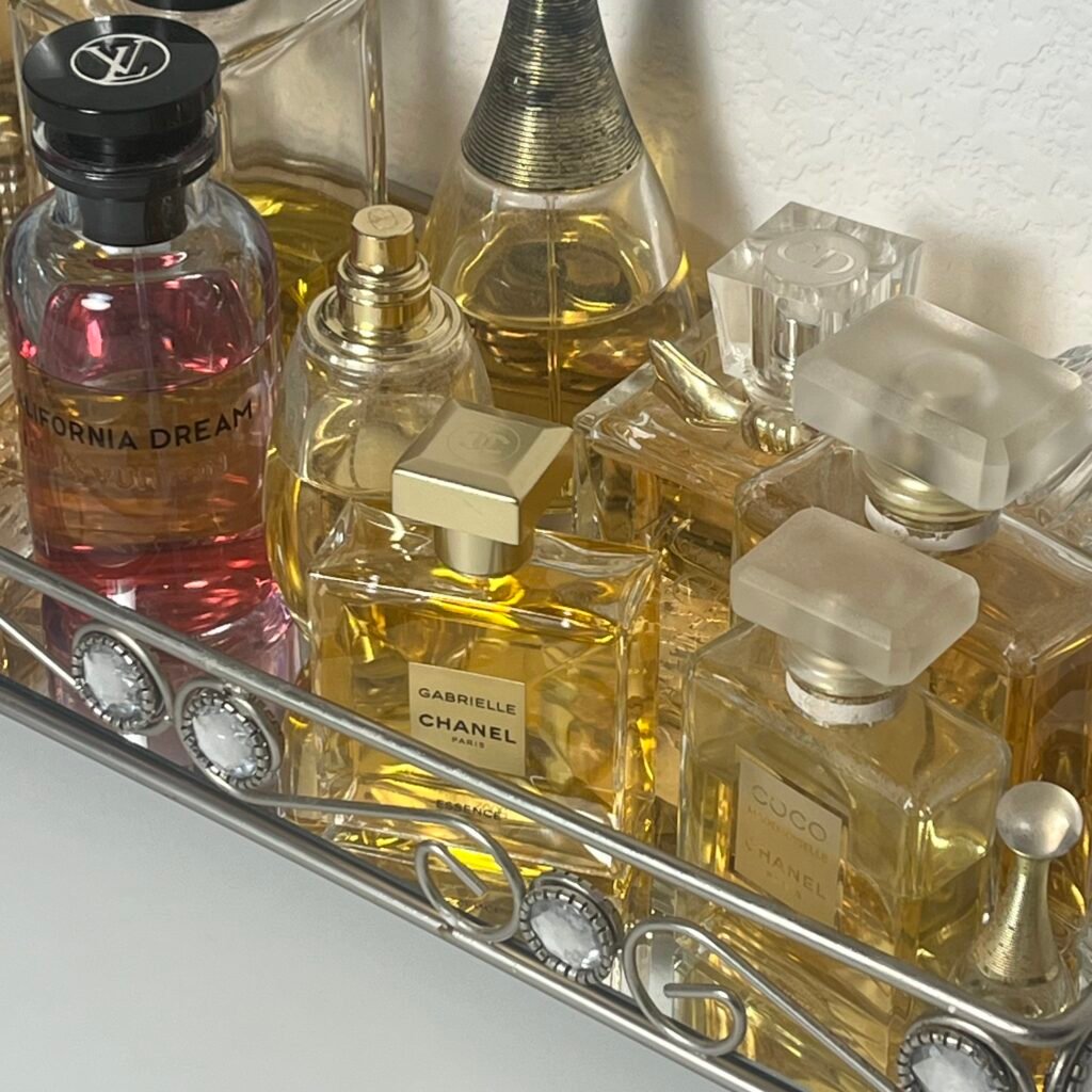 The 7 Most Addictive Perfumes People Will Stop You to Ask About